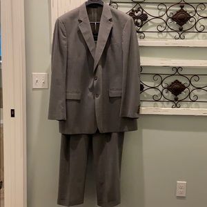 Brooks Brothers size 48L gray 2 piece suit